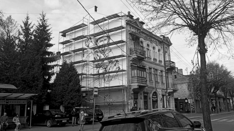 Хороші погані мурали