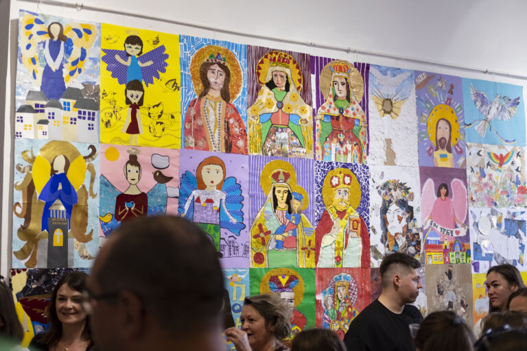 Янголи в «пікселі» 