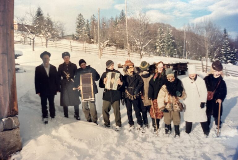 На все горло і на всі гори. Як я маланкував малим і май більшим