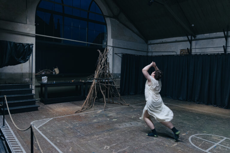 Попит на магію