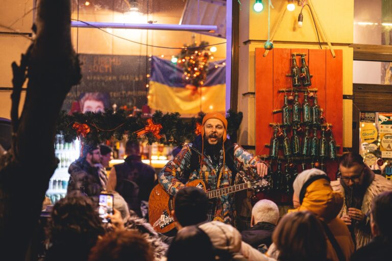 «Всі наші події — поминальні. Але ми їх робимо не самі, а з цілим небом»